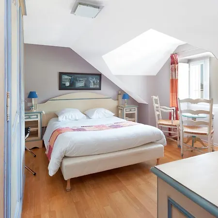 Hotel Les Nids 2*