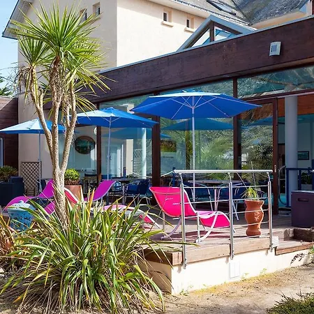 Les Nids Hotel